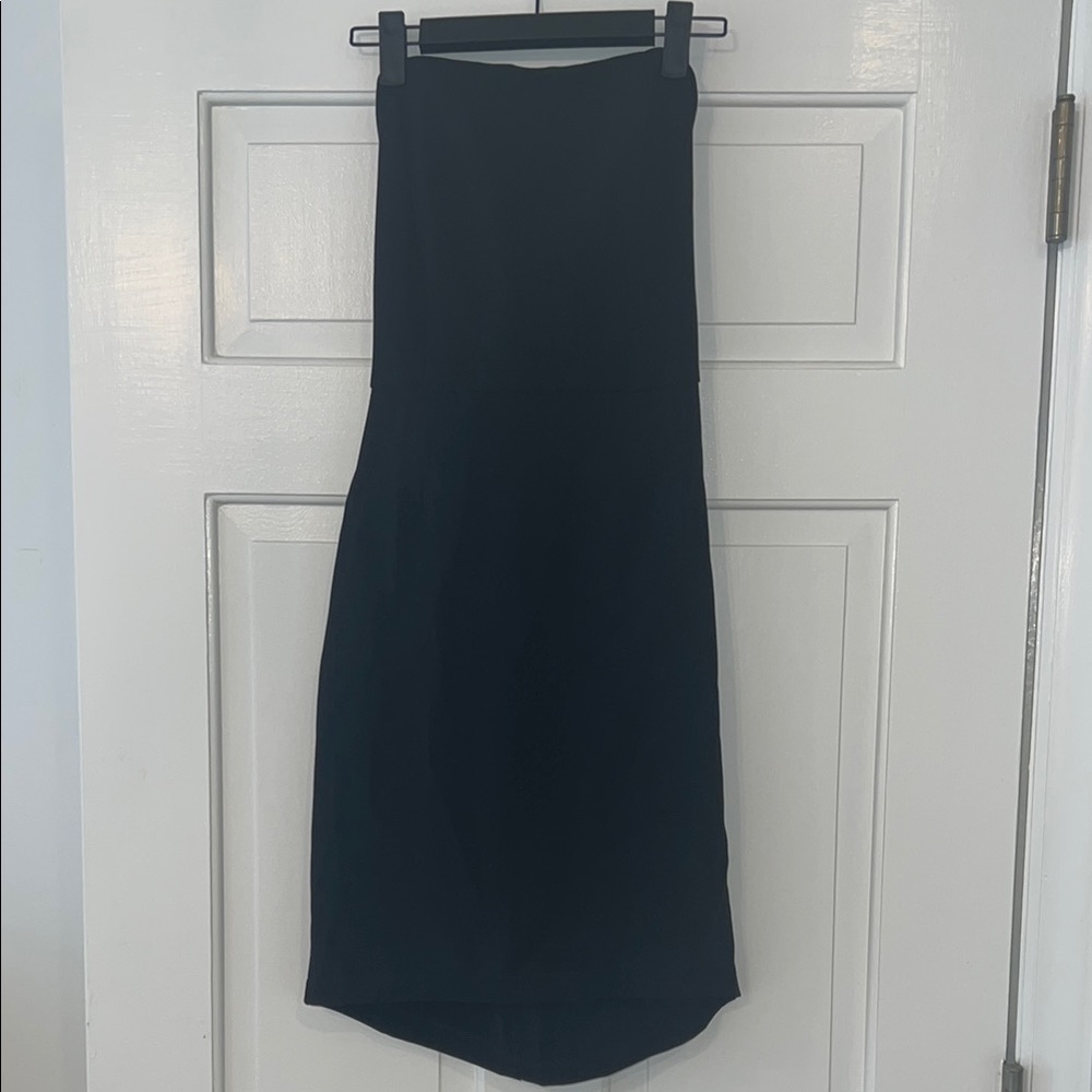 (NEW WITH TAGS) Adelyn Rae Black Strapless Dress